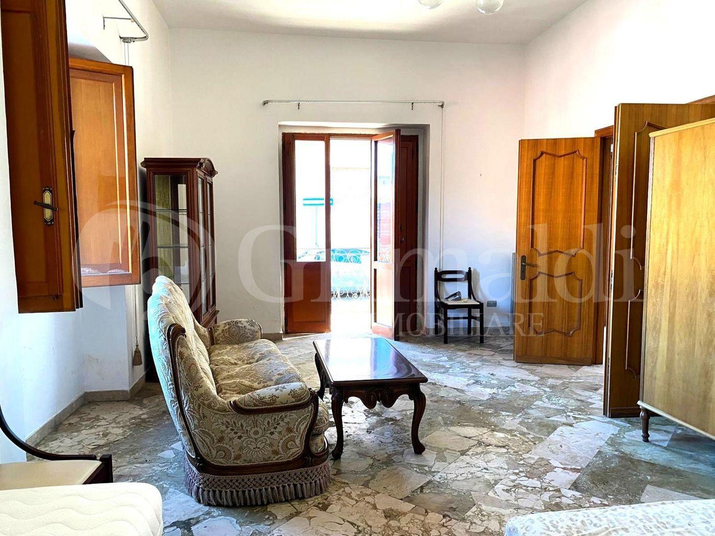 Casa indipendente in Via Megha, Galatone