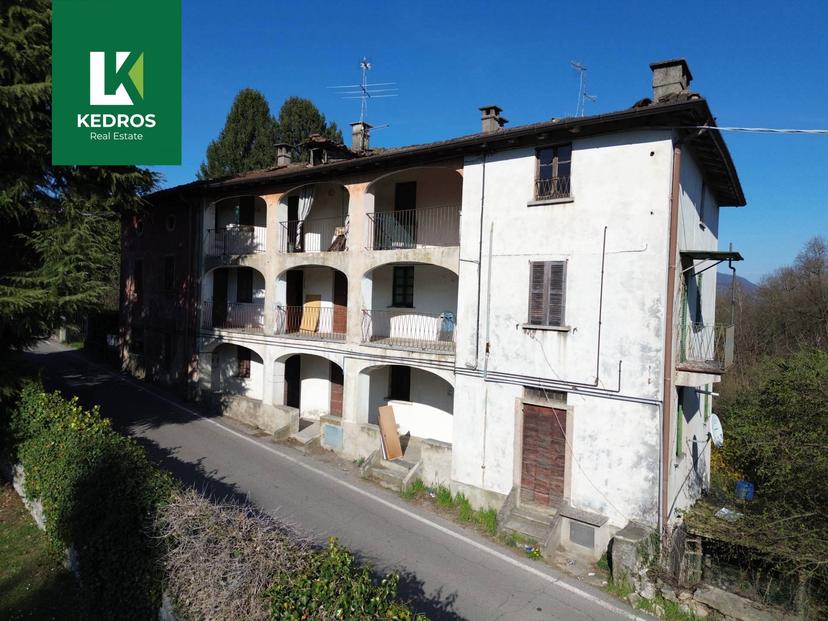 Casa indipendente in Via Leggiuno 19, Laveno-Mombello — foto 4 di 5