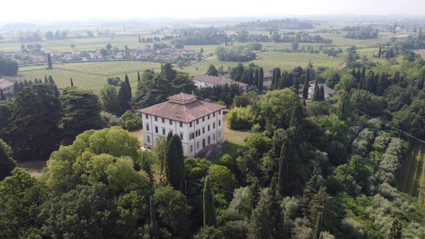 Villa in Via Tende, Lazise — foto 3 di 5