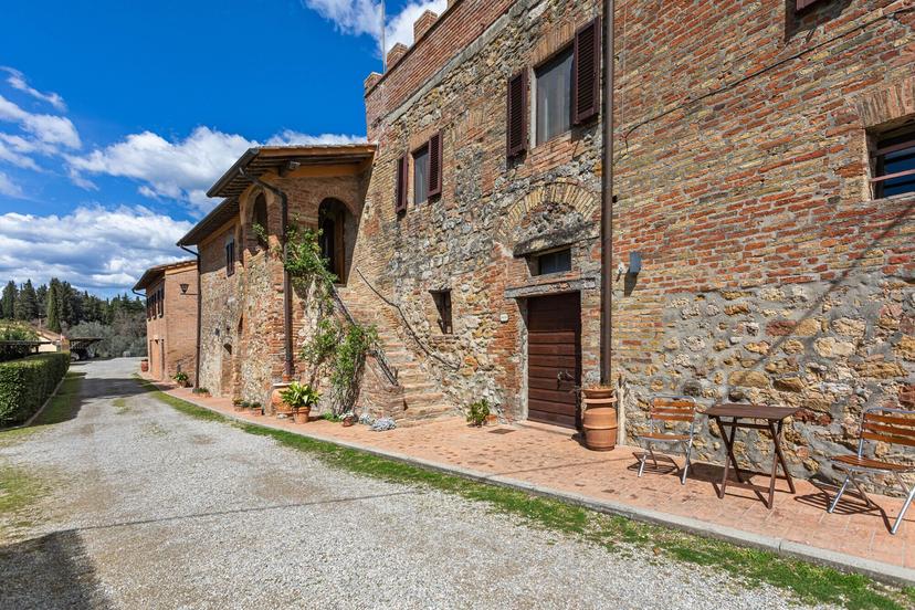 Casale, San Gimignano — foto 2 di 5