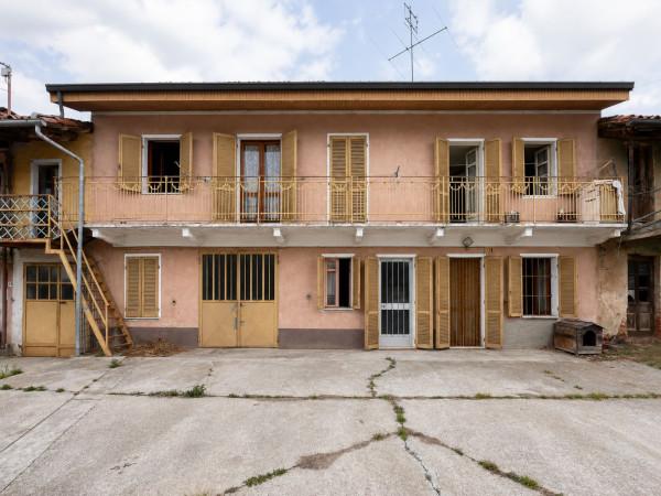 Cascina in Località Prella, Montaldo Roero — foto 3 di 5