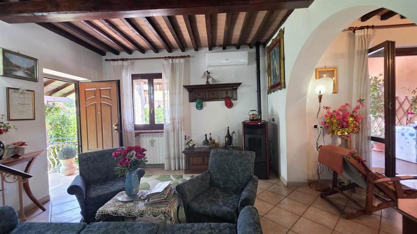 Villa bifamiliare, Vitorchiano — foto 4 di 5