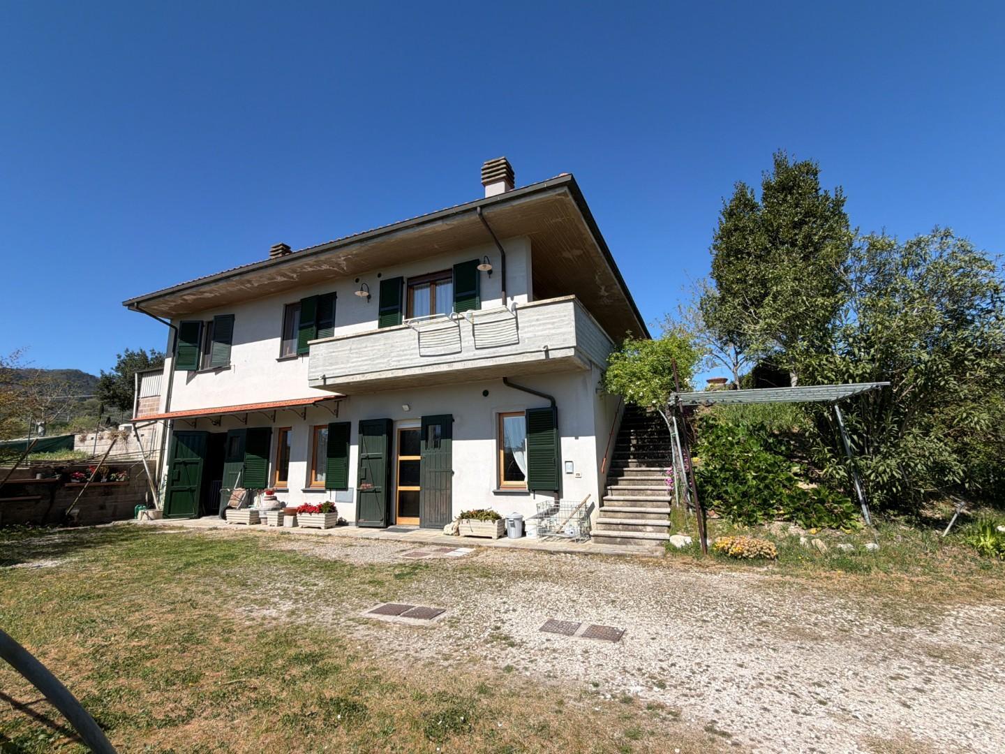 Villa, Chianni