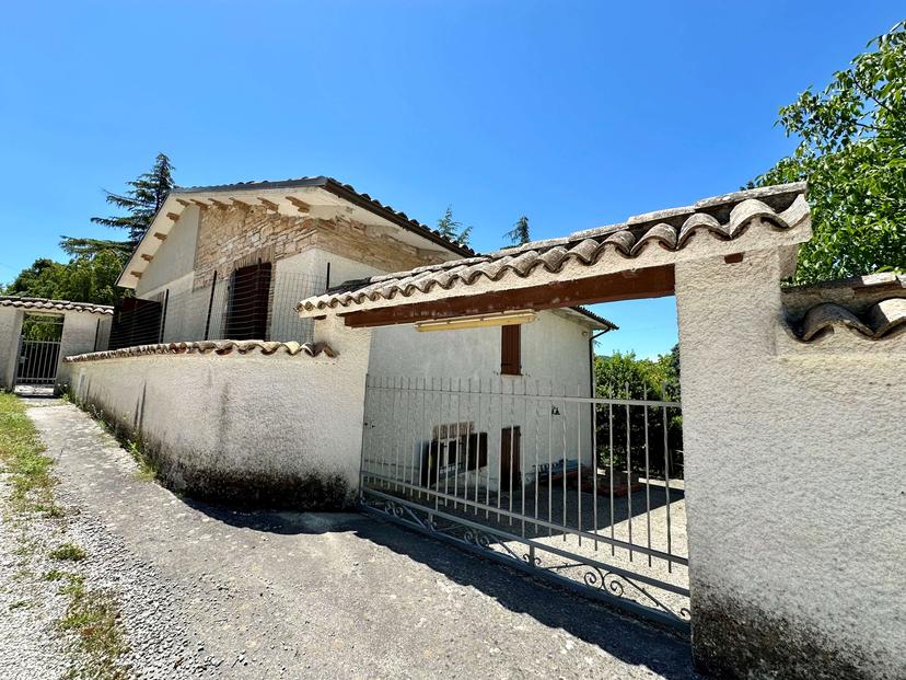 Villa unifamiliare in Località Categge, Fossato di Vico — foto 2 di 5