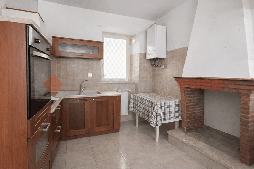 Casa indipendente in Via Circumvallazione 34, Vico nel Lazio — foto 4 di 5