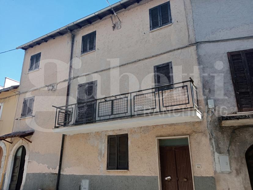 Terratetto plurifamiliare in Villa S.S. Vecchia - Via Sotto La Chiesa 3, Tagliacozzo