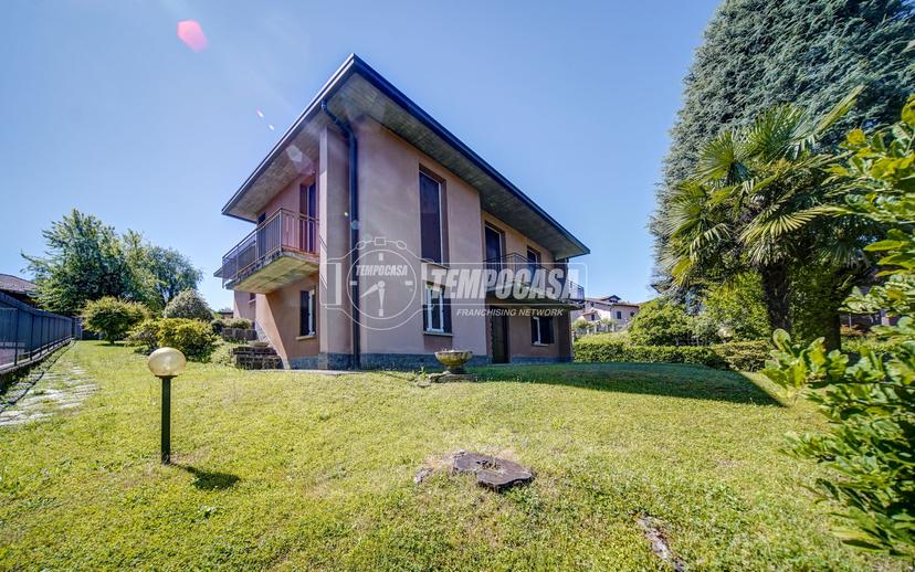 Villa in Via Valle Peschiera 24, Buguggiate — foto 3 di 5