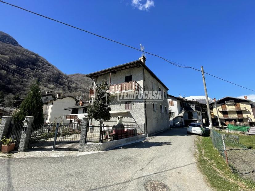 Casa indipendente in Praie 65, Locana — foto 4 di 5