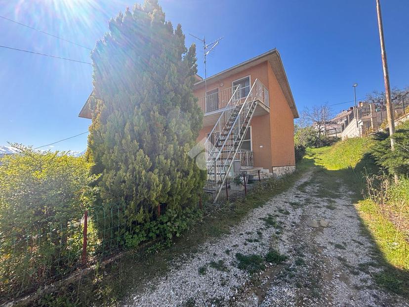 Casa indipendente in Contrada Petrilli Basso 28, Cellino Attanasio — foto 4 di 5