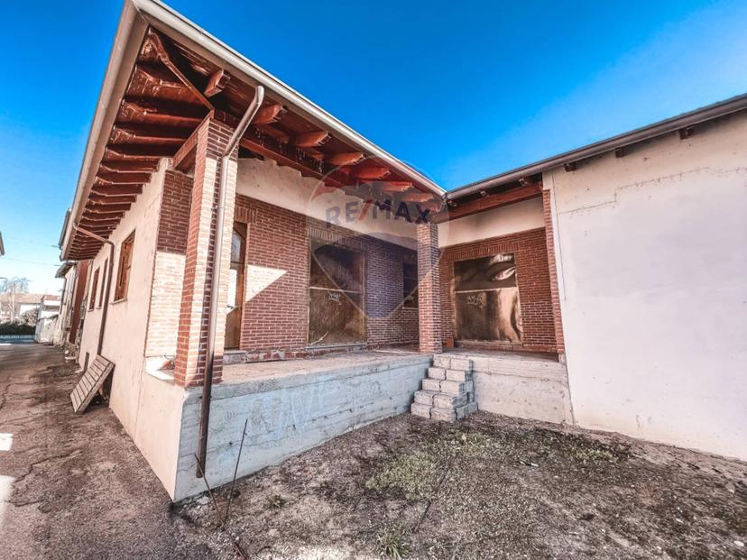 Villa in Via Tavallini, Confienza — foto 4 di 5