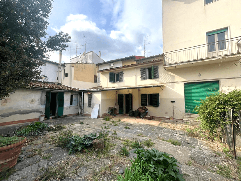 Terratetto plurifamiliare in Via di Peretola, Firenze — foto 2 di 5