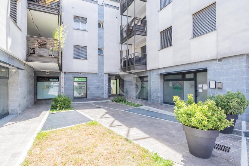 Trilocale in Via Manzoni  10, Concorezzo — foto 5 di 5