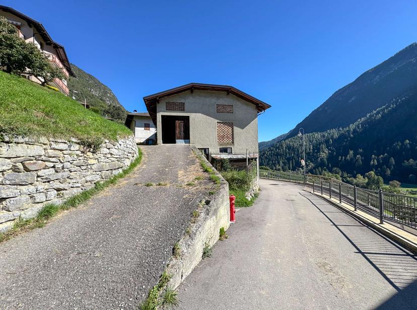 Villa in Via della Calcara 29, Caldes — foto 5 di 5