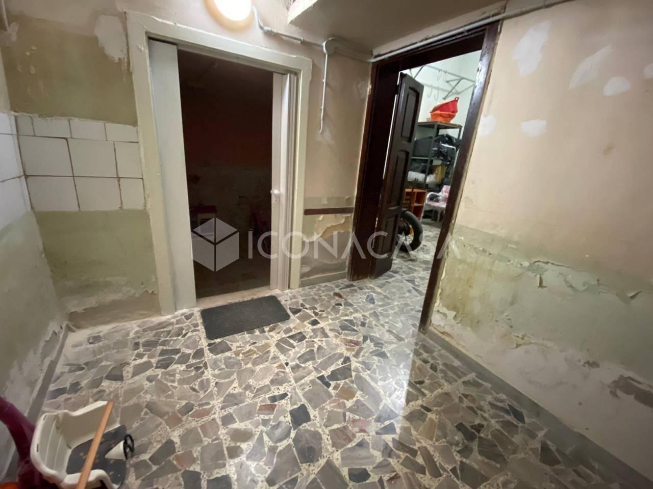Trilocale in Via Mininni Ciccio Orto 14, Barletta
