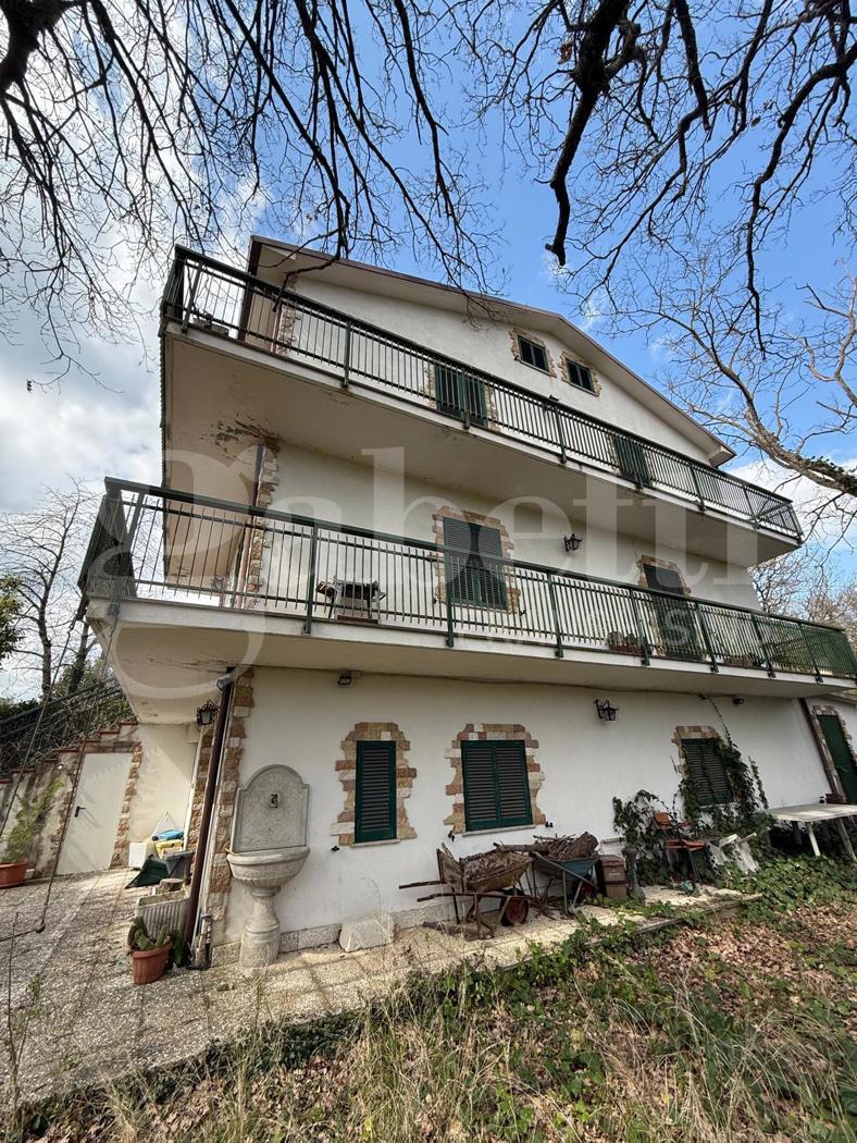 Casa indipendente in Località Vallopara Snc, Colli sul Velino — foto 4 di 5