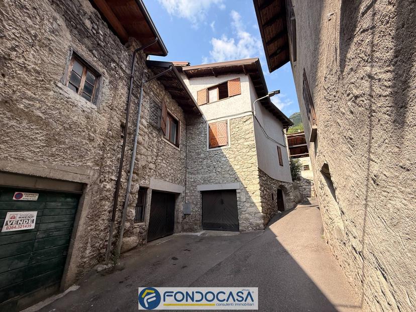 Bilocale in Via Prati, Ono San Pietro