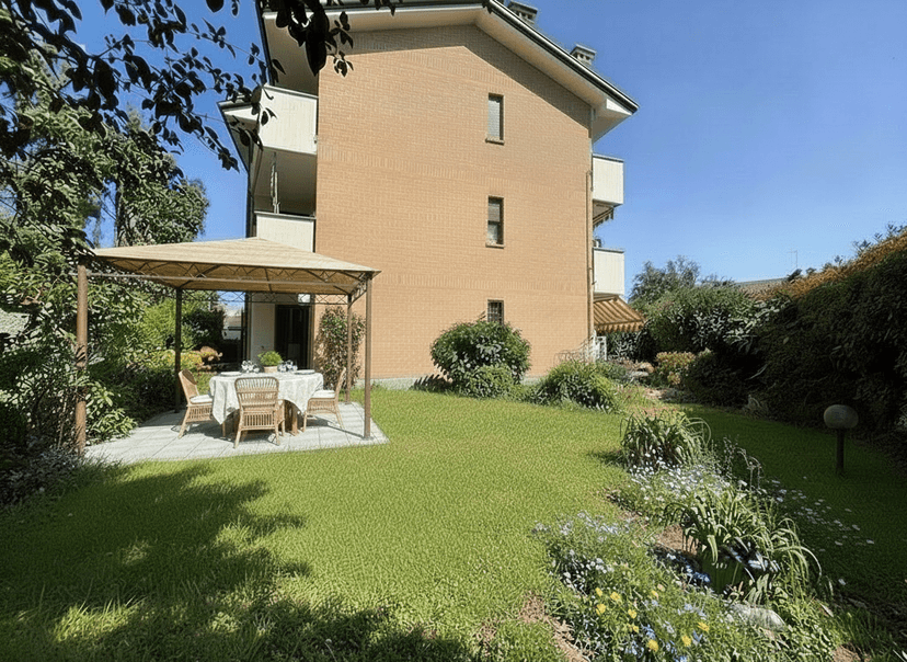 Trilocale, Caronno Pertusella — foto 3 di 5