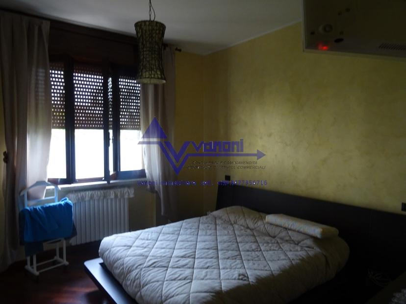 Villa bifamiliare in Via Crema, Cologno al Serio — foto 4 di 5