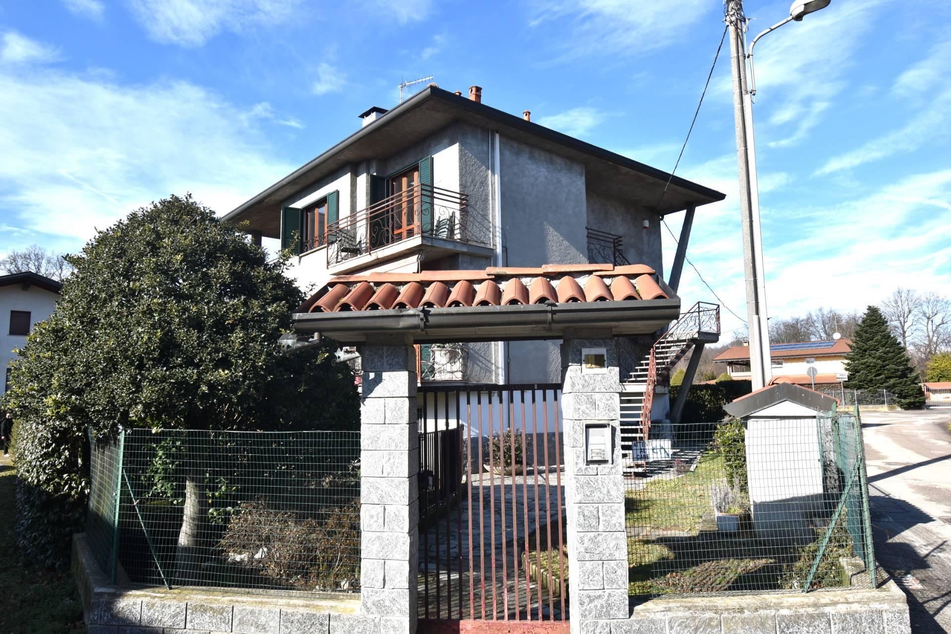 Casa indipendente in Via Diaz 17, Brebbia