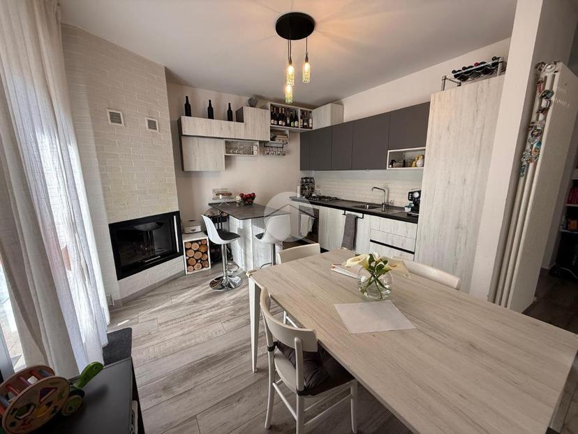 Casa indipendente in S.da Nazionale Flaminia 570, Fano
