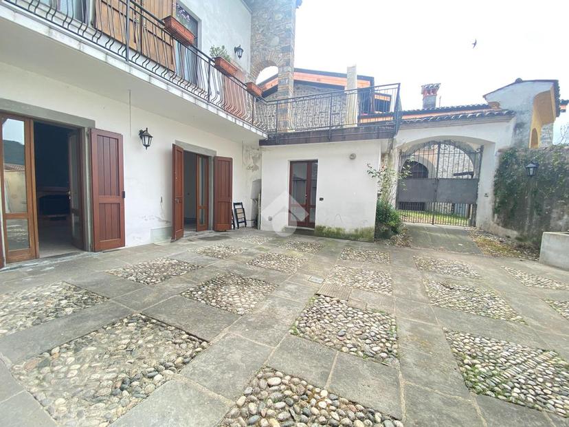 Bilocale in Via Maspiano 64, Sale Marasino — foto 4 di 5