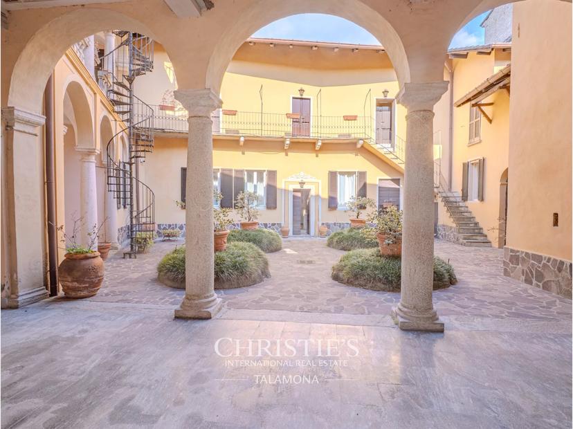 Casa indipendente, Porto Valtravaglia — foto 4 di 5