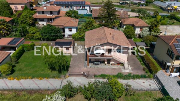 Villa bifamiliare in Via Wolfgang Amadeus Mozart 7, Angera — foto 5 di 5