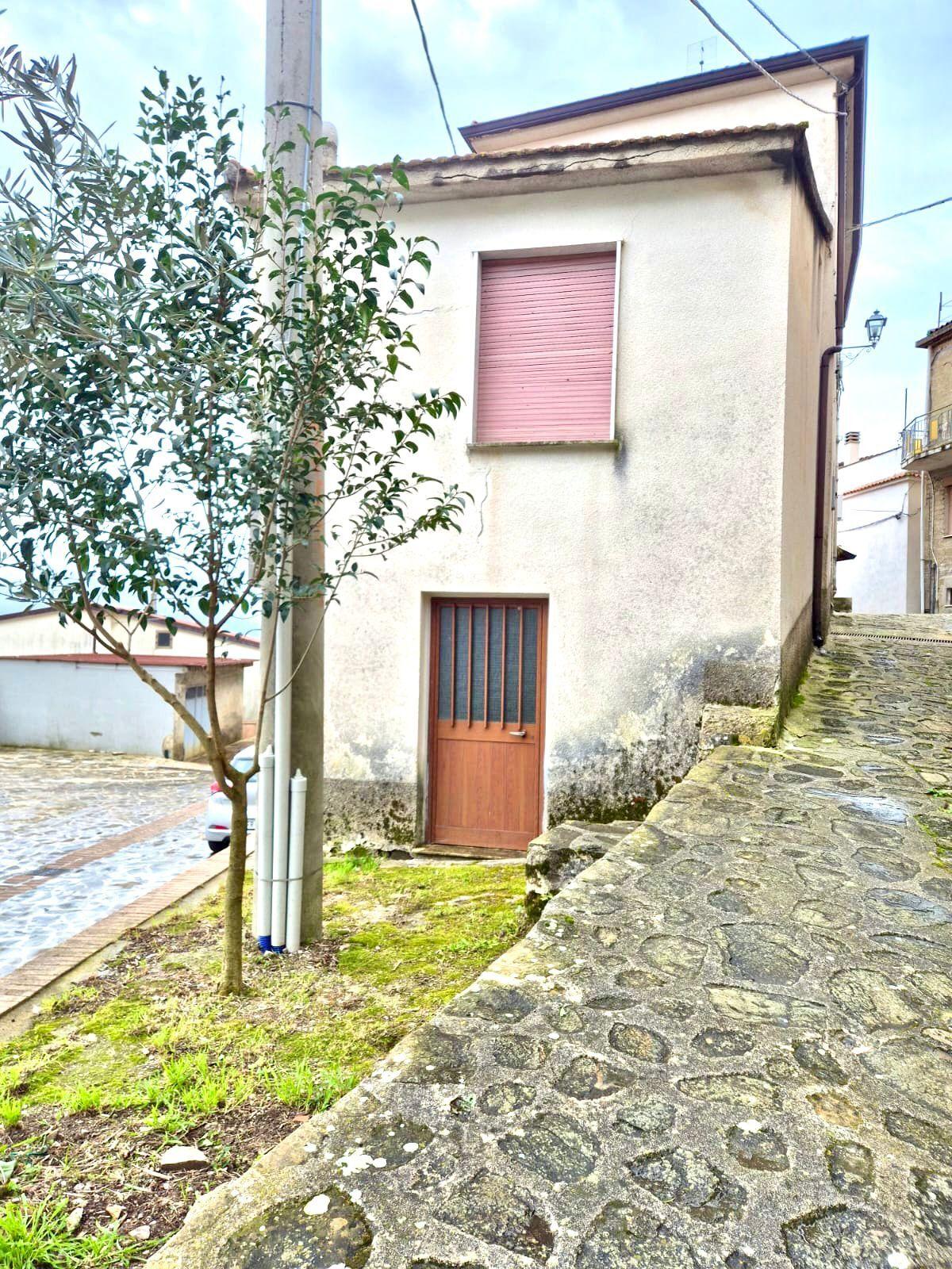 Trilocale in Via Camillo Benso di Cavour 20, Stella Cilento