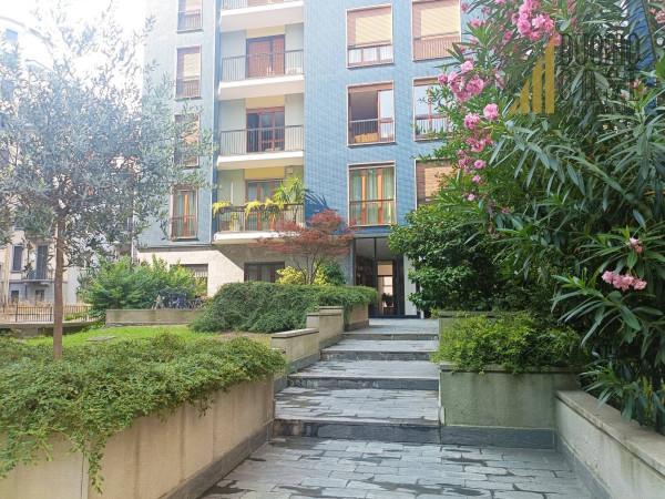 Attico in Viale Cirene 20, Milano — foto 2 di 5
