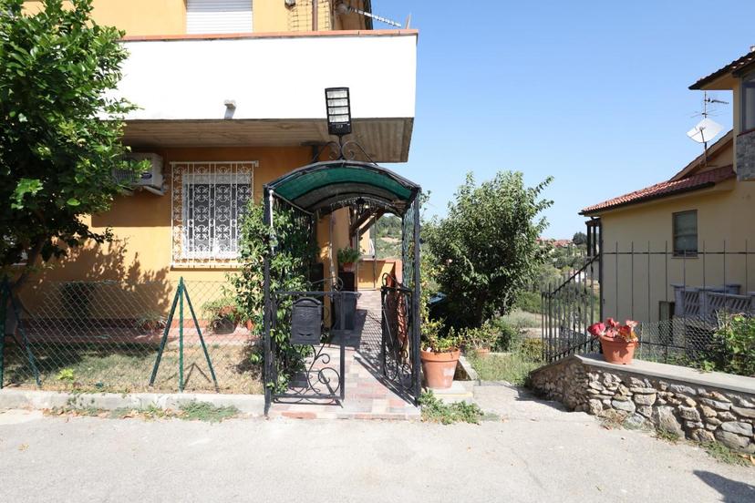 Quadrilocale, Collesalvetti — foto 2 di 5