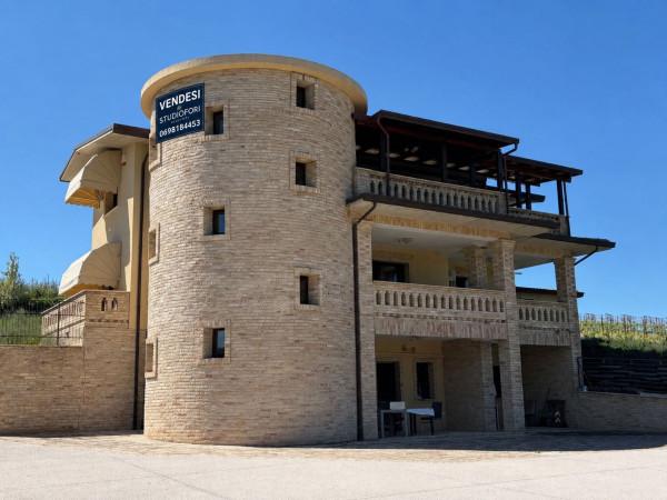Villa in Strada Marenzi, Ortona — foto 3 di 5