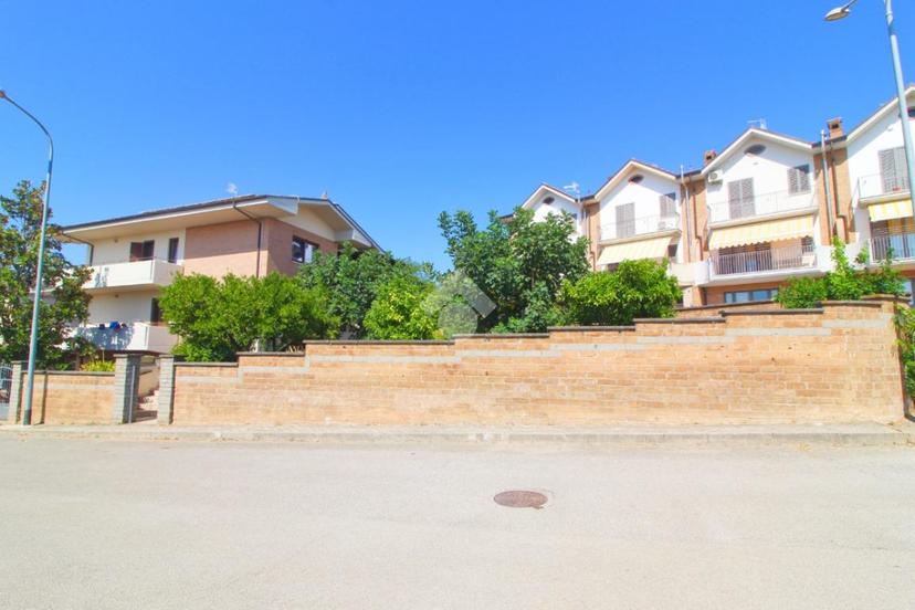 Villa in Via Archimede 52, San Martino in Pensilis — foto 4 di 5