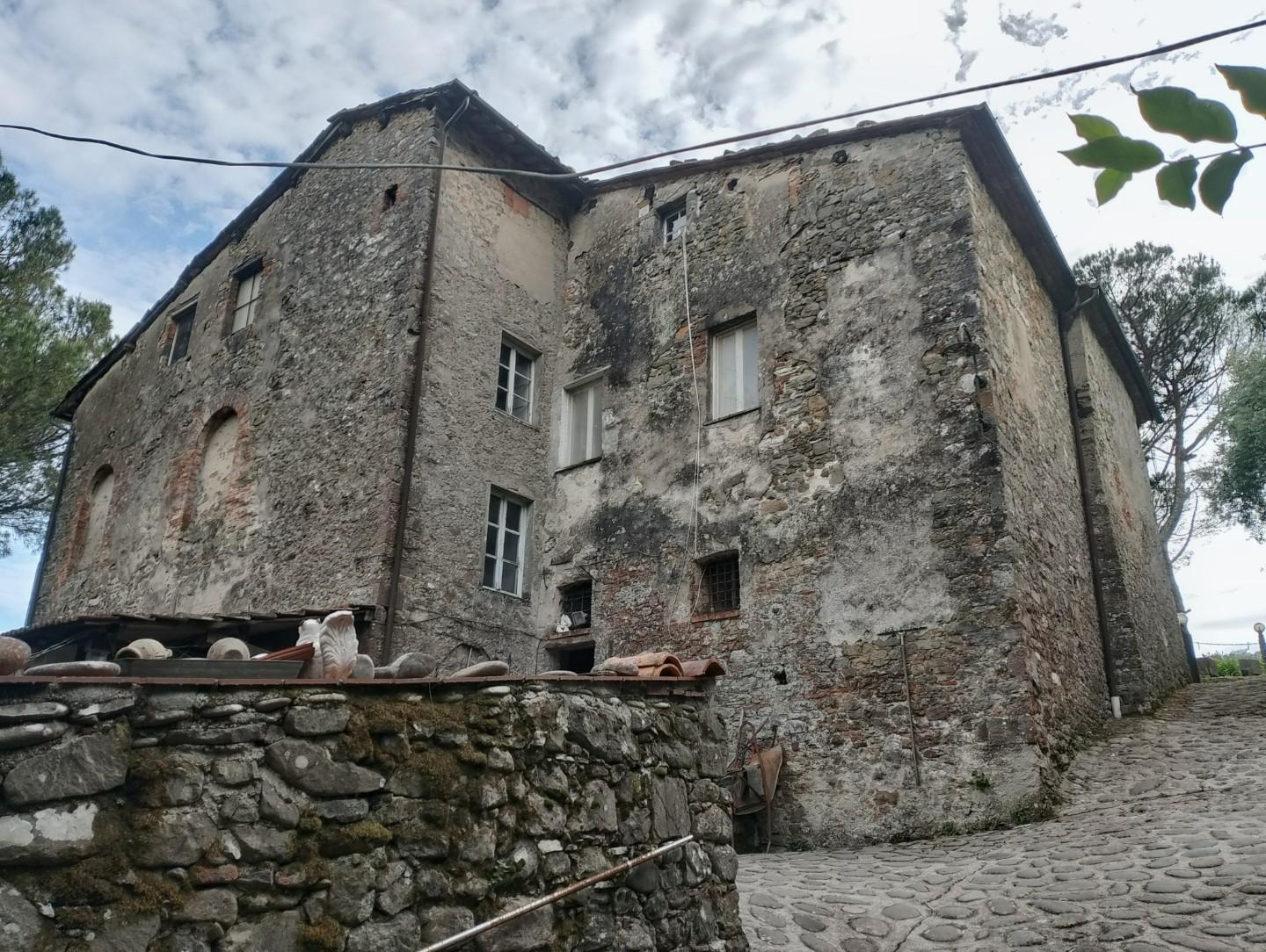 Rustico, Lucca