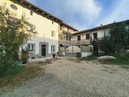 Casa indipendente, Montà