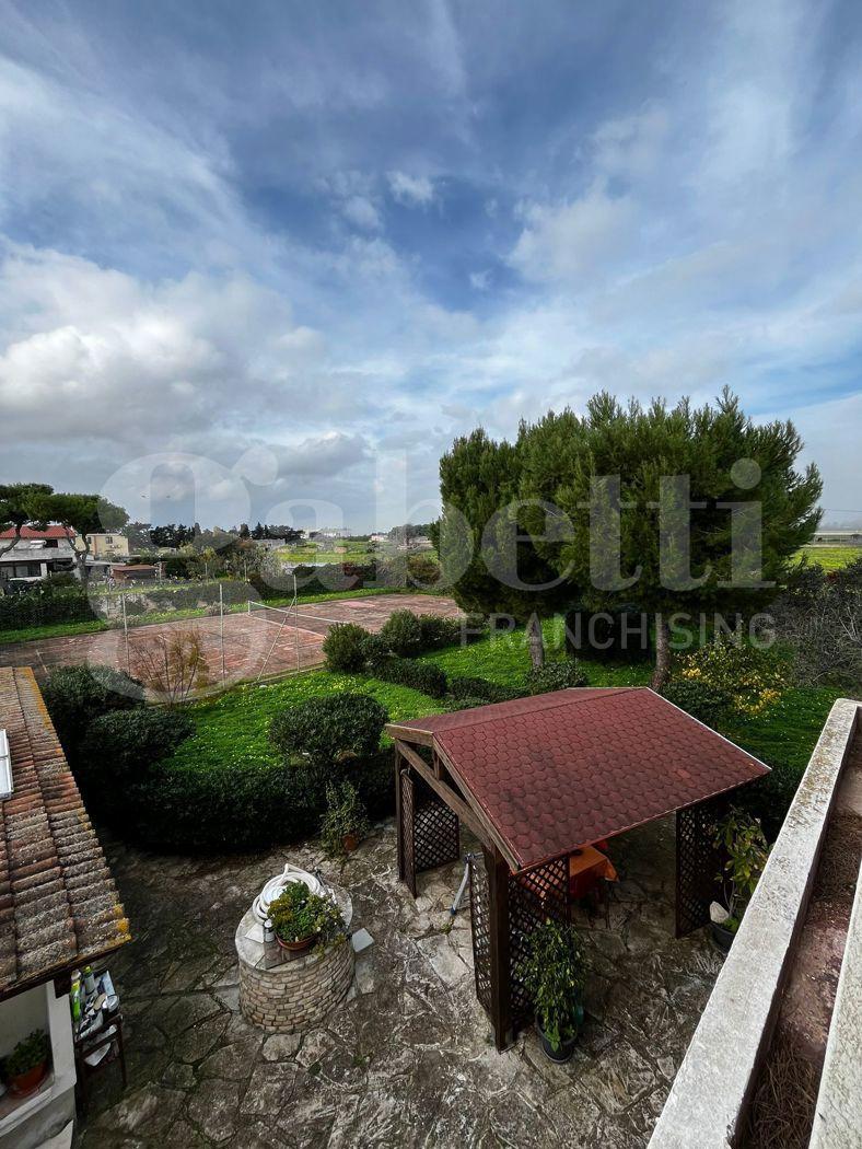 Villa in Strada Comunale Faro Penne 5, Brindisi — foto 2 di 5