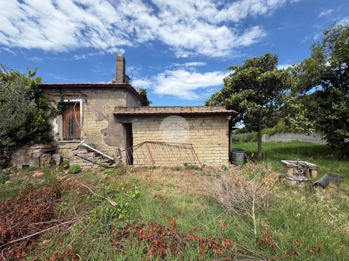 Casa indipendente in Via Scarcia Lupo 24, Fara in Sabina