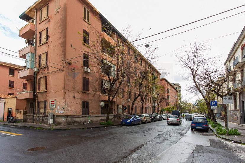 Trilocale in Via Giovanni Lavaggi 12, Catania