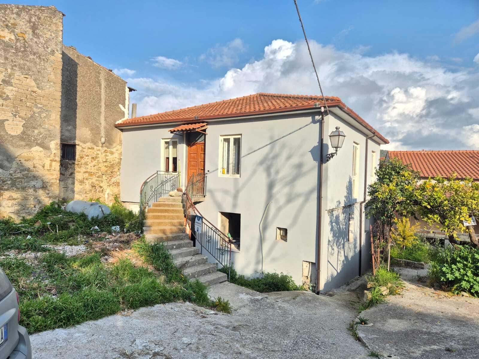 Trilocale in Via Regina Margherita Snc, Ogliastro Cilento