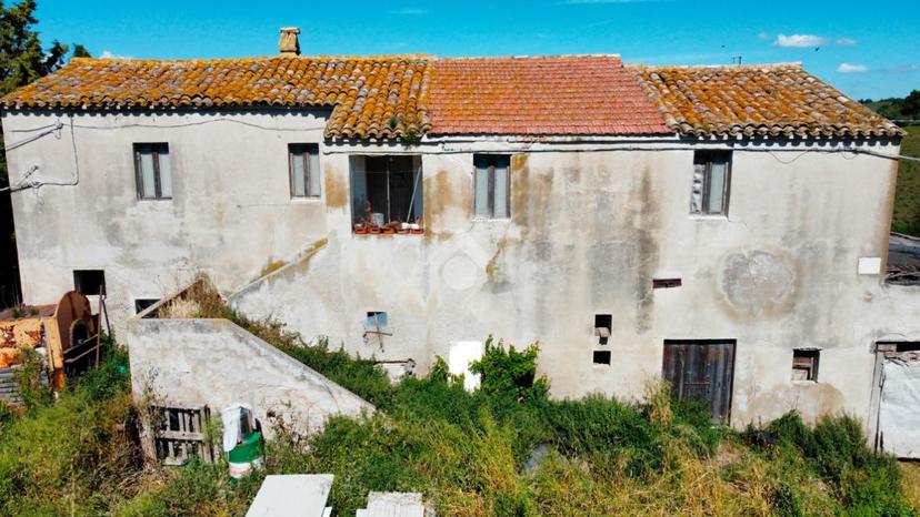 Casa indipendente in Contrada S. Giovanni, Monsampolo del Tronto — foto 4 di 5