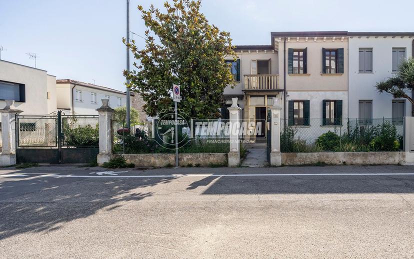 Appartamento in Via XI Febbraio 16, Dolo — foto 2 di 5