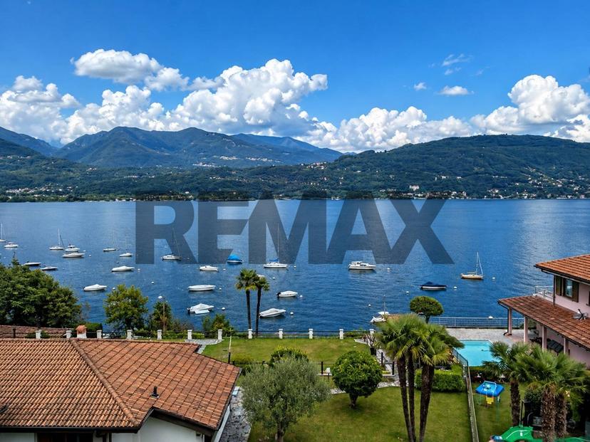 Casa indipendente in Strada Nazionale Sempione 500, Baveno — foto 3 di 5