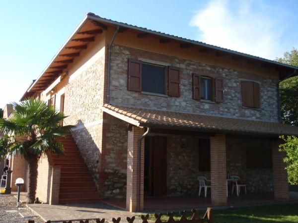 Casale in Via Fratelli Cairoli, Castiglione del Lago — foto 5 di 5
