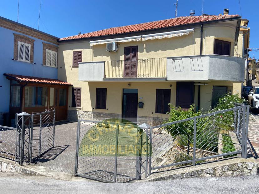Villa in Via San Rocco 20, Guilmi — foto 2 di 5
