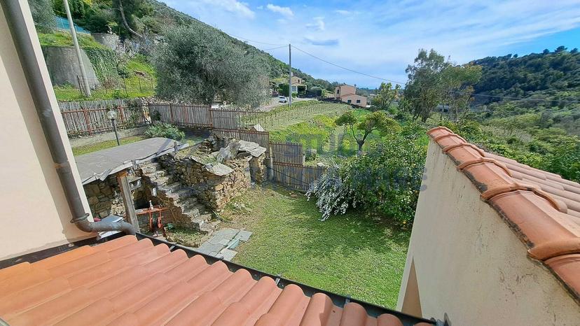 Casa indipendente in Via Pompeiana, Castellaro — foto 2 di 5
