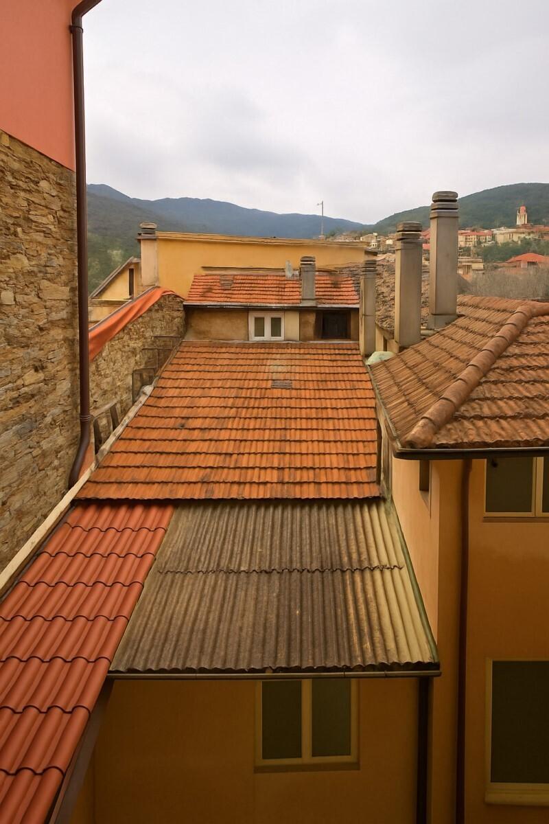 Trilocale in Pellegrino Poeta, Chiusavecchia — foto 5 di 5
