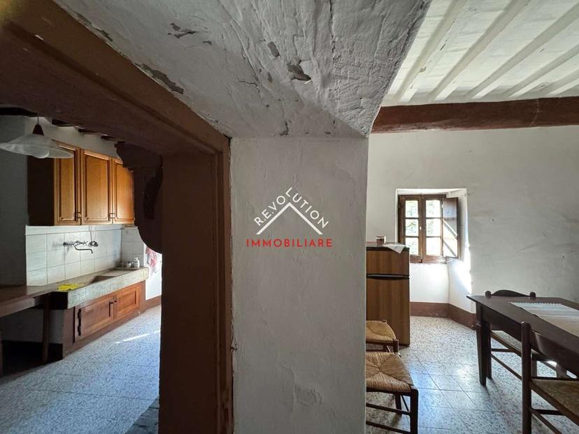 Porzione di casa in Somole, Apecchio