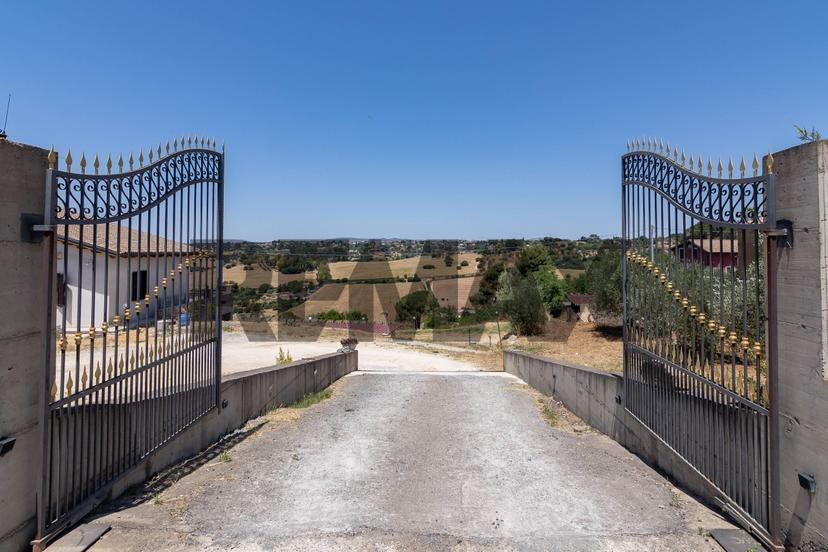 Villa in Via Giuseppe Garibaldi 194, Caltagirone — foto 2 di 5
