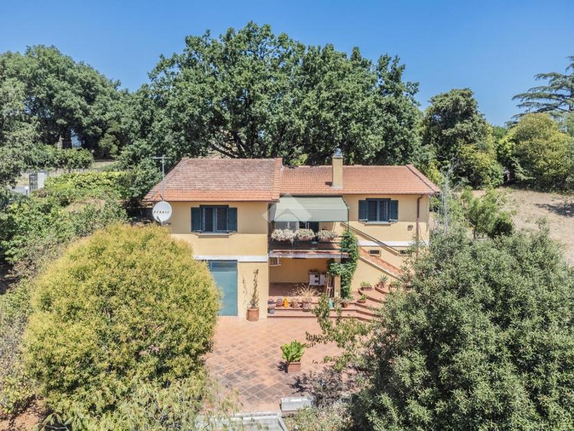 Villa in Via dei Pini 32, Sutri — foto 2 di 5