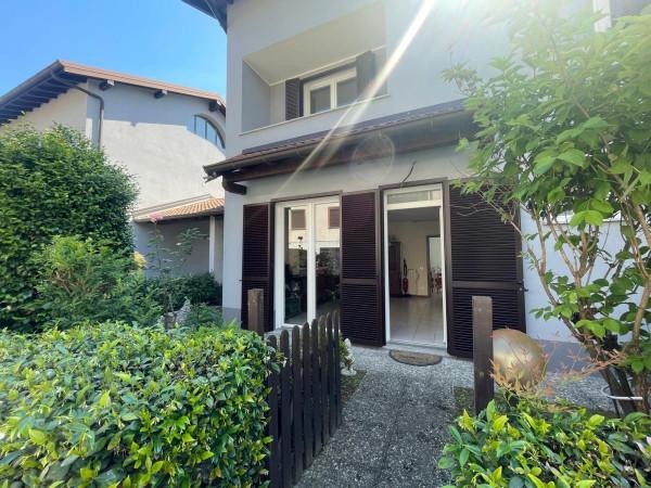 Villa a schiera in Via del Capricorno 19, Angera — foto 4 di 5
