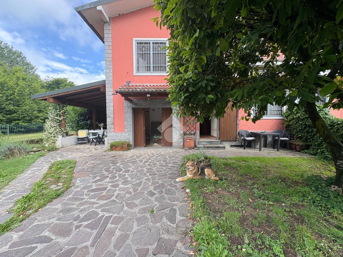 Villa in Via Anna Frank 16, Landriano